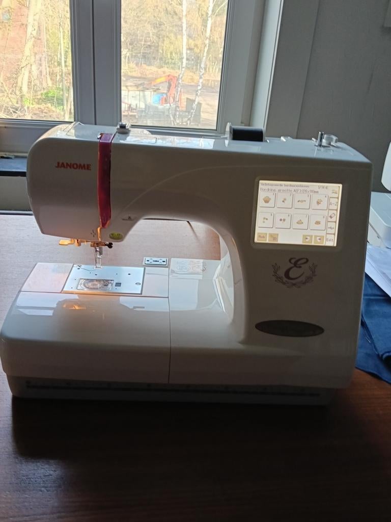 Janome memory craft 350E borduurmachine, Hobby en Vrije tijd, Ophalen, Janome