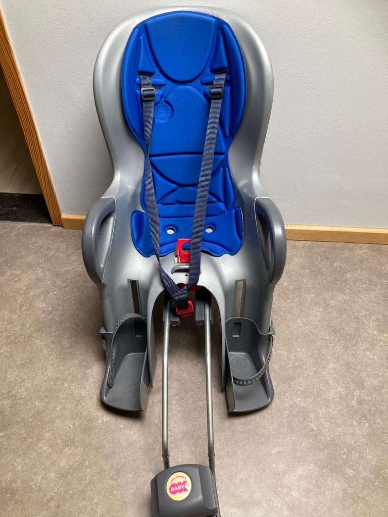 Fietsstoel, Fietsen en Brommers, Ophalen, Achterzitje, Voetsteuntjes, Zo goed als nieuw