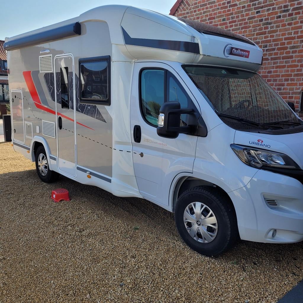 Camper, Caravans en Kamperen, Mobilhomes, Chemisch toilet, Challenger, Particulier, 6 tot 7 meter