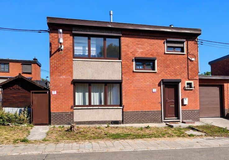 Maison 4 ch, calme & jardin & terrasse à Gosselies, Immo, Maisons à vendre, Charleroi, 200 à 500 m², Maison de coin, E