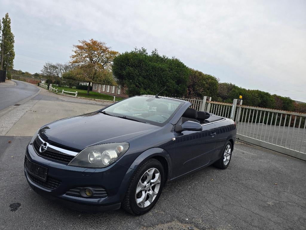 Opel Astra cabrio 1.6i - 186 000km - 02/2007, Autos, Argent ou Gris, Achat, Entreprise, Cabriolet