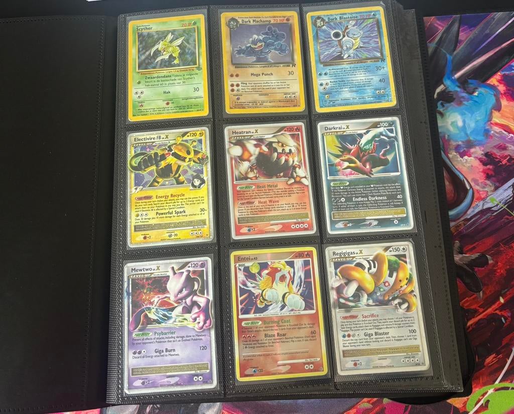 Oude pokemon kaarten map, Hobby en Vrije tijd, Verzamelkaartspellen | Pokémon, Ophalen of Verzenden, Gebruikt