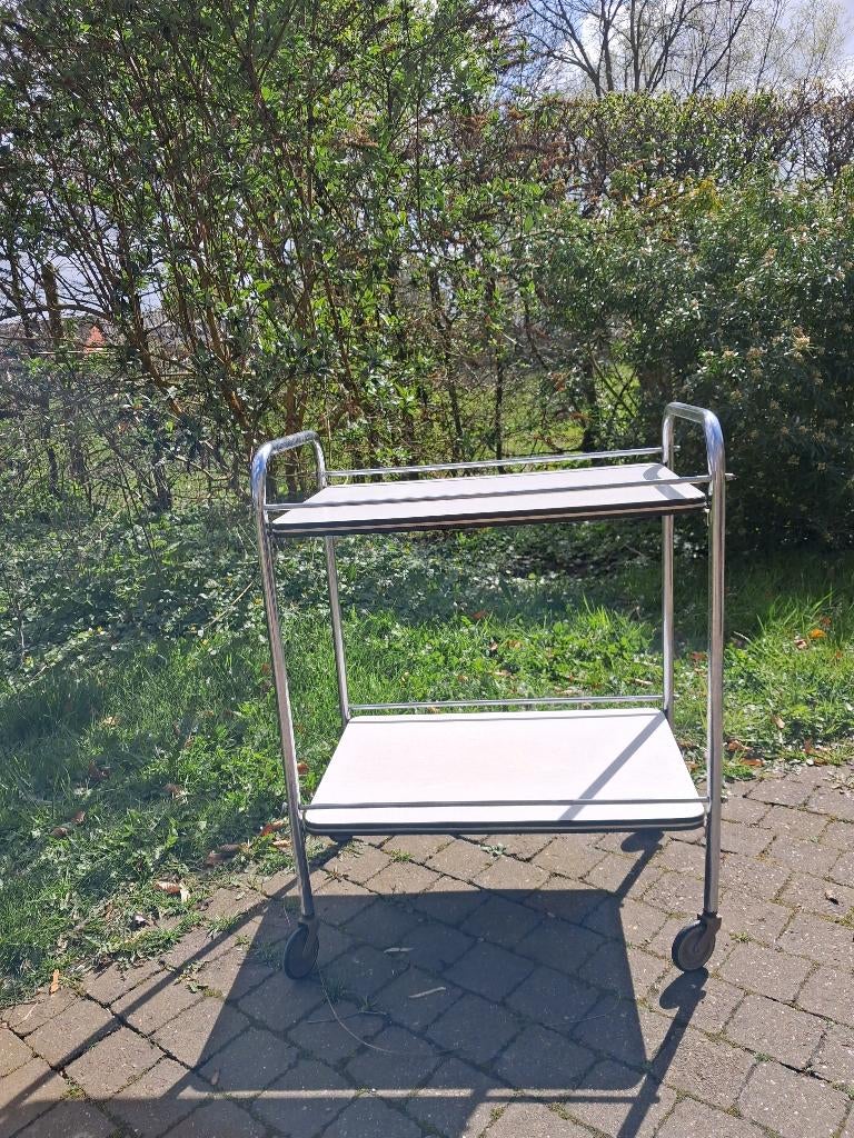 chariot de service, Enlèvement