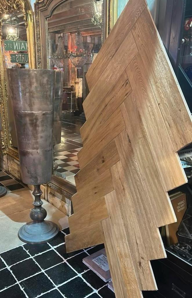 Eiken houten vloeren visgraat vloer nu voor maar €25,- pm2, Ophalen of Verzenden