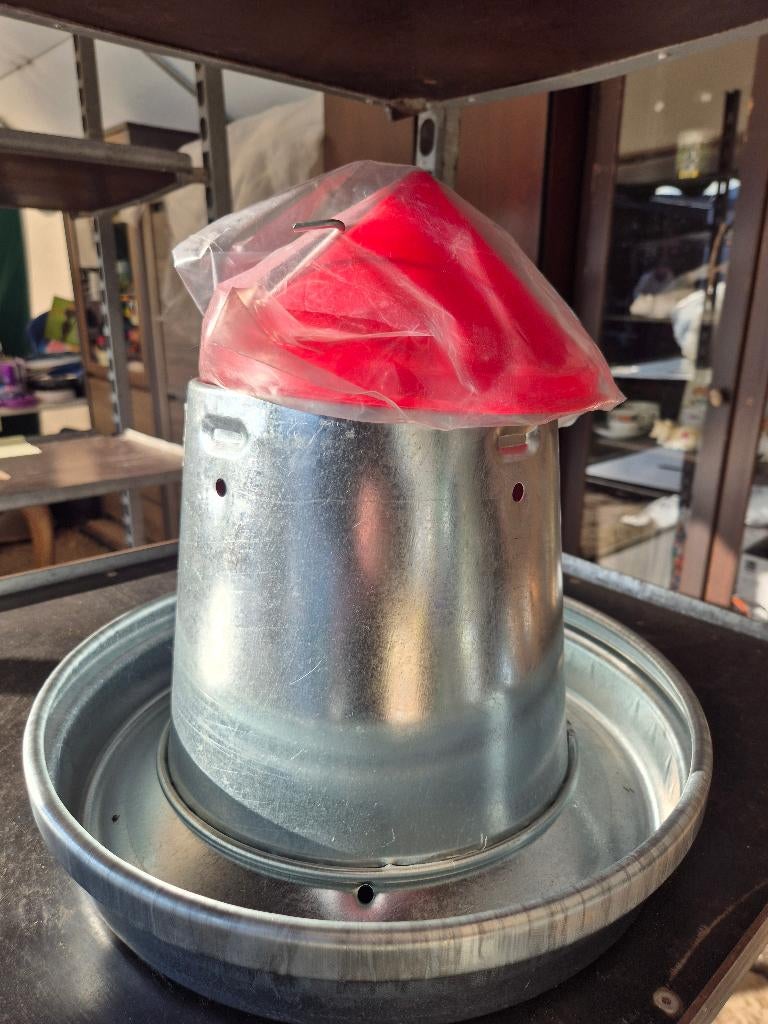 Mangeoire Hopper 9L, Animaux & Accessoires, Nourriture & Abreuvoirs pour chats, Neuf, Enlèvement ou Envoi