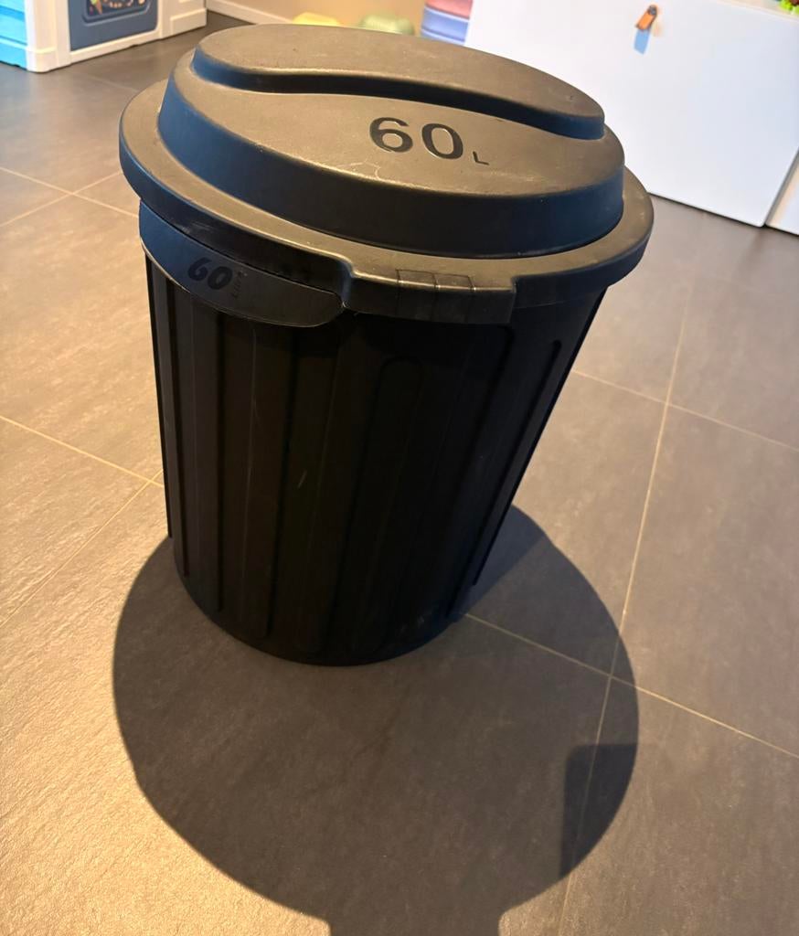 Voerton 60 liter, Ophalen, Gebruikt