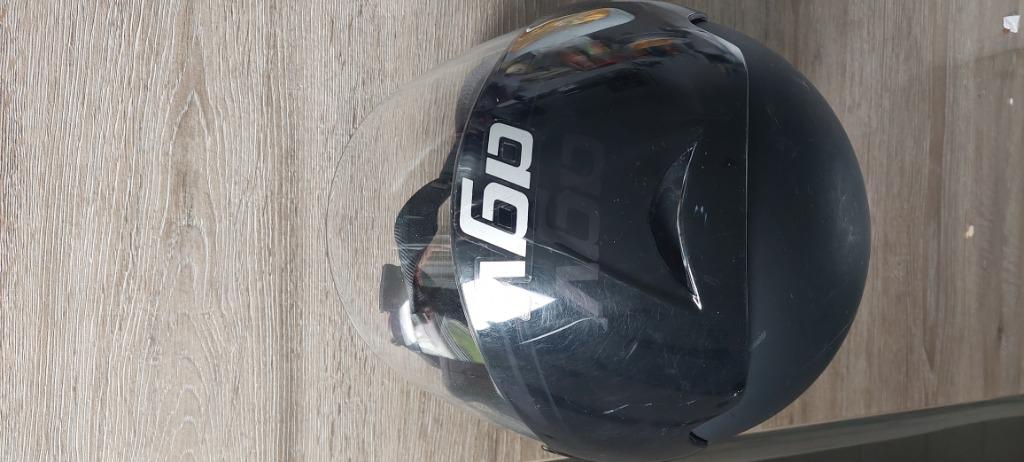 AGV-helm (bali) zwart, goede staat, Motoren, Kleding | Motorhelmen, Integraalhelm, L, AGV, Tweedehands, Ophalen