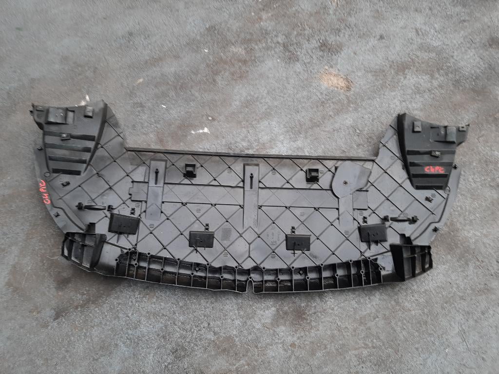 Deflecteur cache sous pare choc CITROEN C4 PICASSO 2008 PH1, Autos : Pièces & Accessoires, Enlèvement