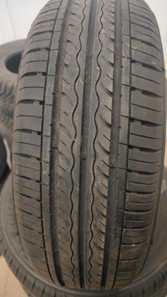 165/60r14 kumho 30€ chacun avec montage et équilibrage, Autos : Pièces & Accessoires, Enlèvement ou Envoi