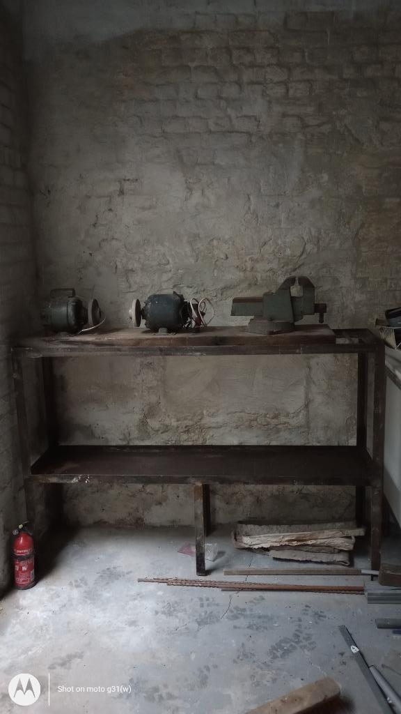 Machine couper poncer, Bricolage & Construction, Métaux, Enlèvement, Utilisé