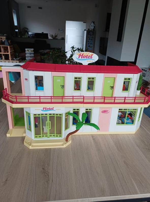 Playmobil hotel met toebehoren, Kinderen en Baby's, Speelgoed | Playmobil, Zo goed als nieuw, Complete set, Ophalen of Verzenden