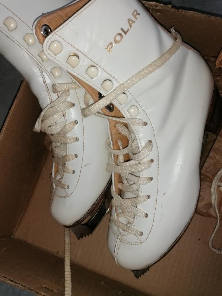 Polar kunstschaatsen 23 cm, Sport en Fitness, Schaatsen, Ophalen, Kunstschaatsen