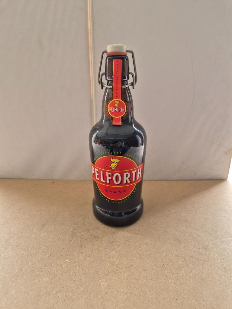 Bouteille de bière Pelforth brune, Ophalen of Verzenden, Gebruikt, Flesje(s), Overige merken