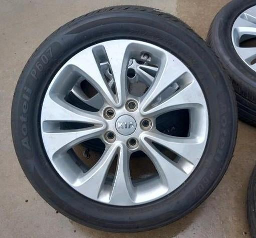 Zomerbanden velgen alu Kia Soul 17inch 5x114 Et51 6mm 🚖, Enlèvement