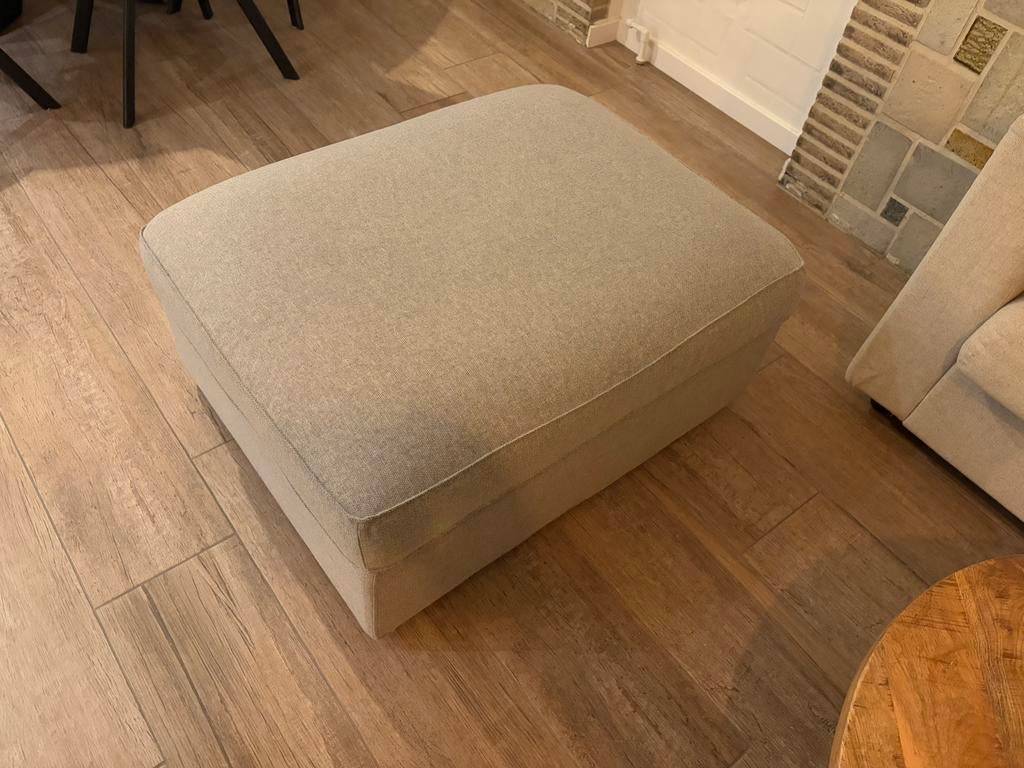 KIVIK IKEA GRIJS VOETENBAK POEF MET OPBERGRUIMTE, Huis en Inrichting, Ophalen, 75 tot 100 cm, Zo goed als nieuw, Stof