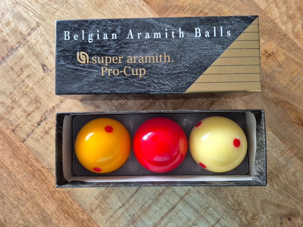 Belgium Aramith balls, Sports & Fitness, Billards & Billards américains, Enlèvement, Comme neuf, Queue ou Boules