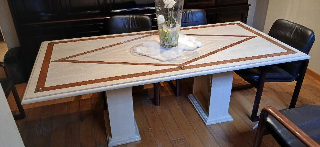 Hand gemaakte eettafel met inlegwerk in natuursteen, Huis en Inrichting, Tafels | Eettafels, Ophalen, Overige materialen, Gebruikt