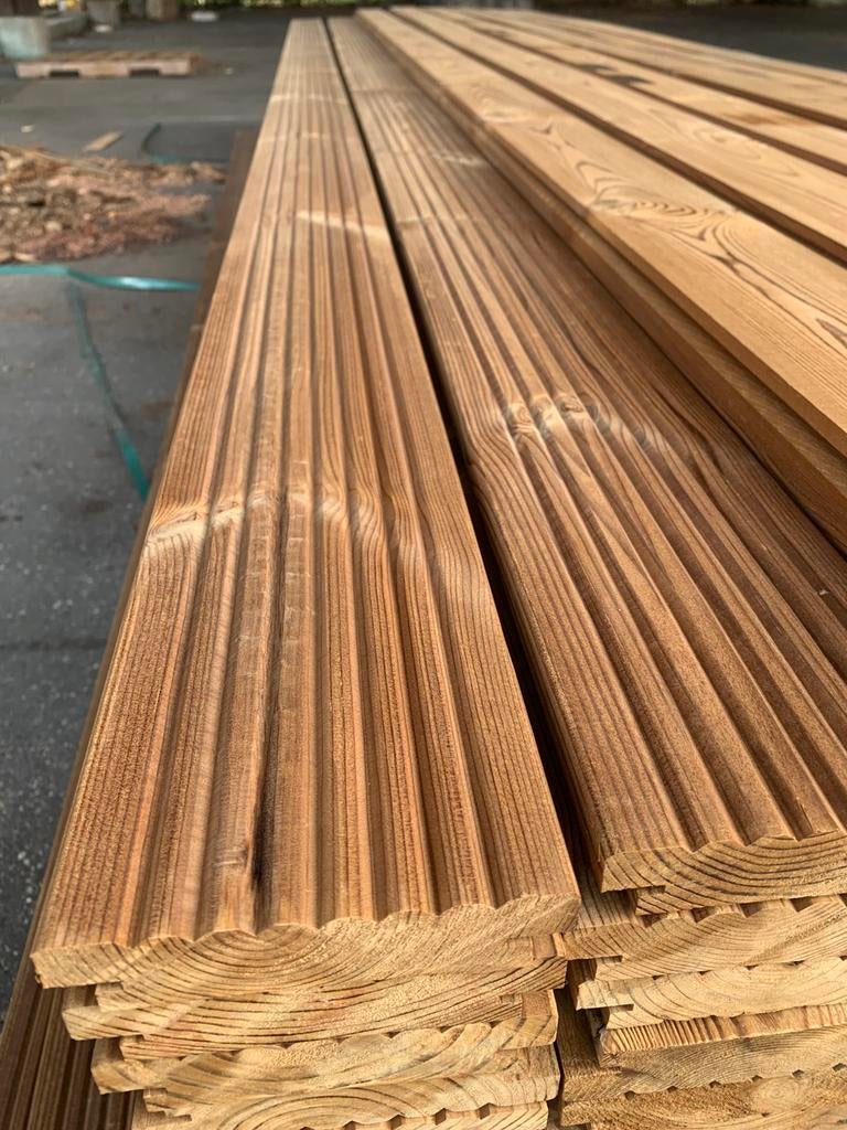 Thermowood, Tuin en Terras, Ophalen, Zo goed als nieuw