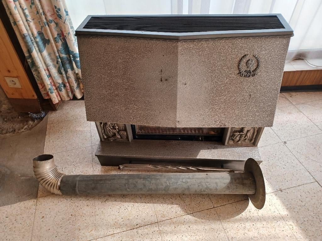 Gaskachel Flandria + buis, Huis en Inrichting, Ophalen, Gebruikt, Gas, Vrijstaand