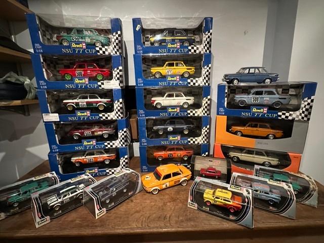 COLLECTION REVELL NSU TT  (vente en un seul lot), Hobby & Loisirs créatifs, Voitures miniatures | Échelles Autre, Comme neuf, Voiture