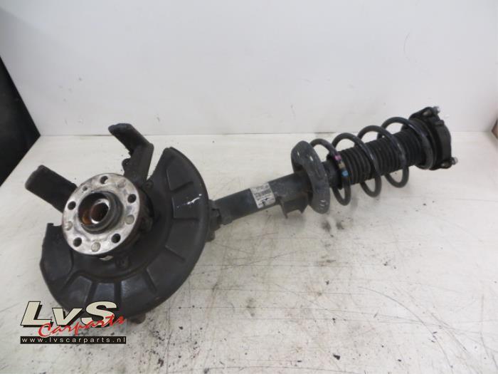 Barre amortisseur avant gauche d'un Volkswagen Golf, Volkswagen, -, 3 mois de garantie, Utilisé