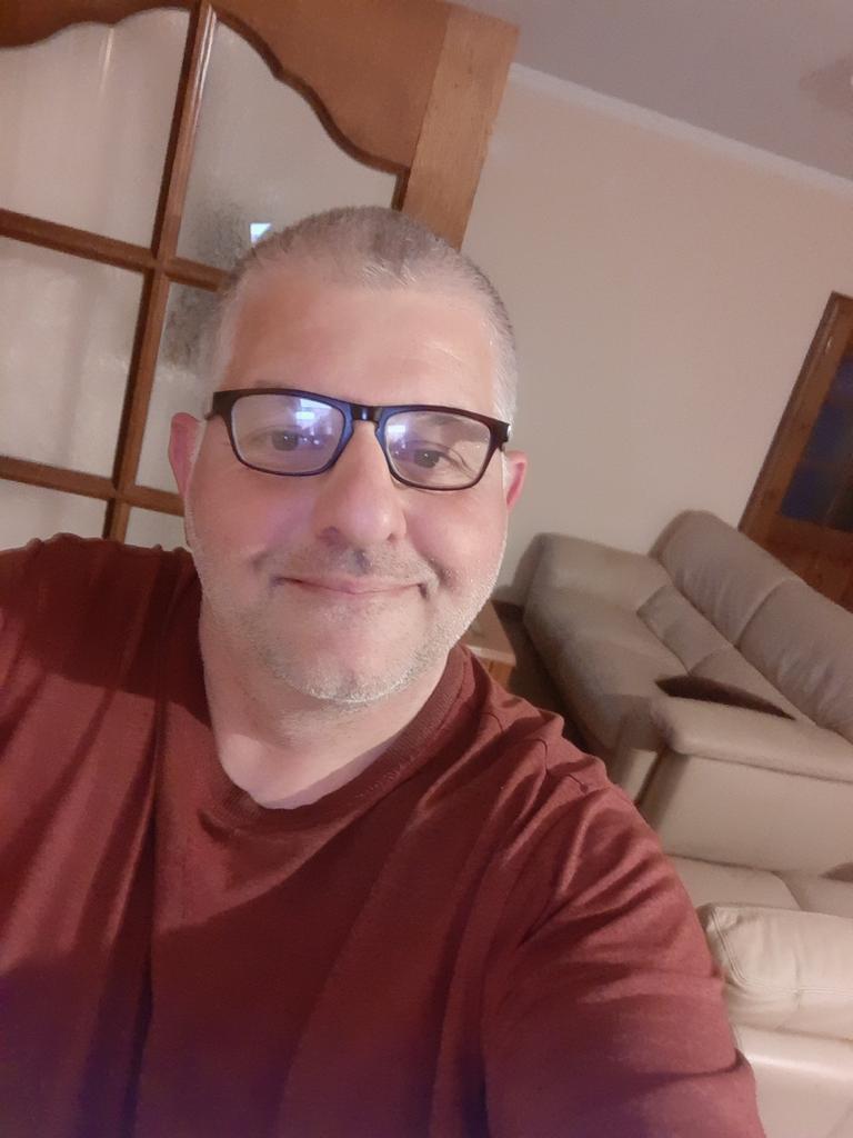 Homme sympa, Contacten en Berichten, Man zoekt Vrouw