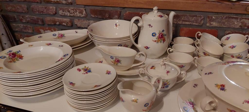 Service P Regout Maastricht, Antiek en Kunst, Antiek | Servies compleet, Ophalen