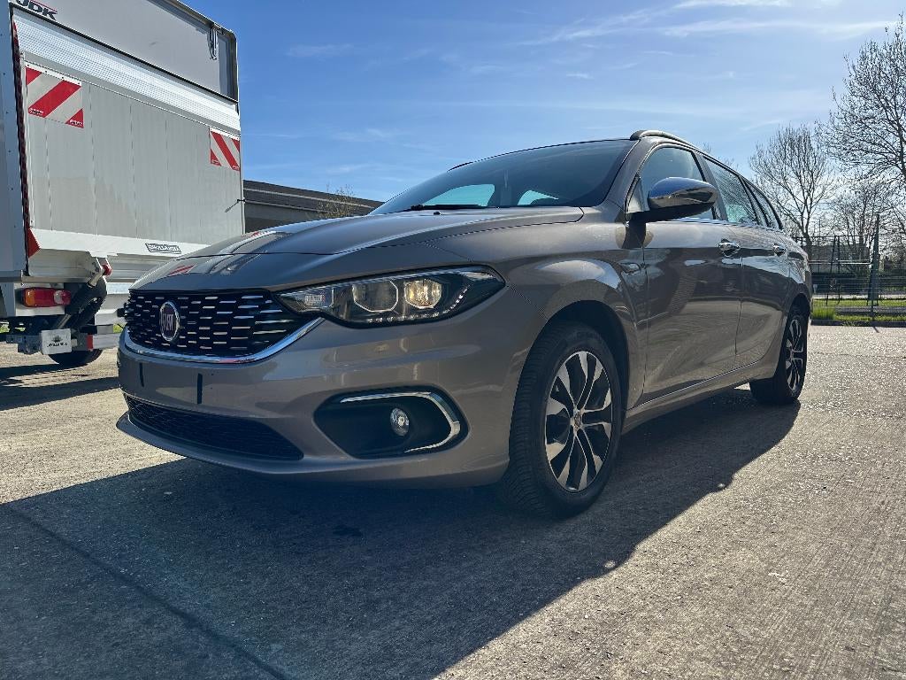 Fiat Tipo 1.3 Diesel 2019 Adblue, Auto's, Fiat, Voorwielaandrijving, Stof, 4 cilinders, Beige