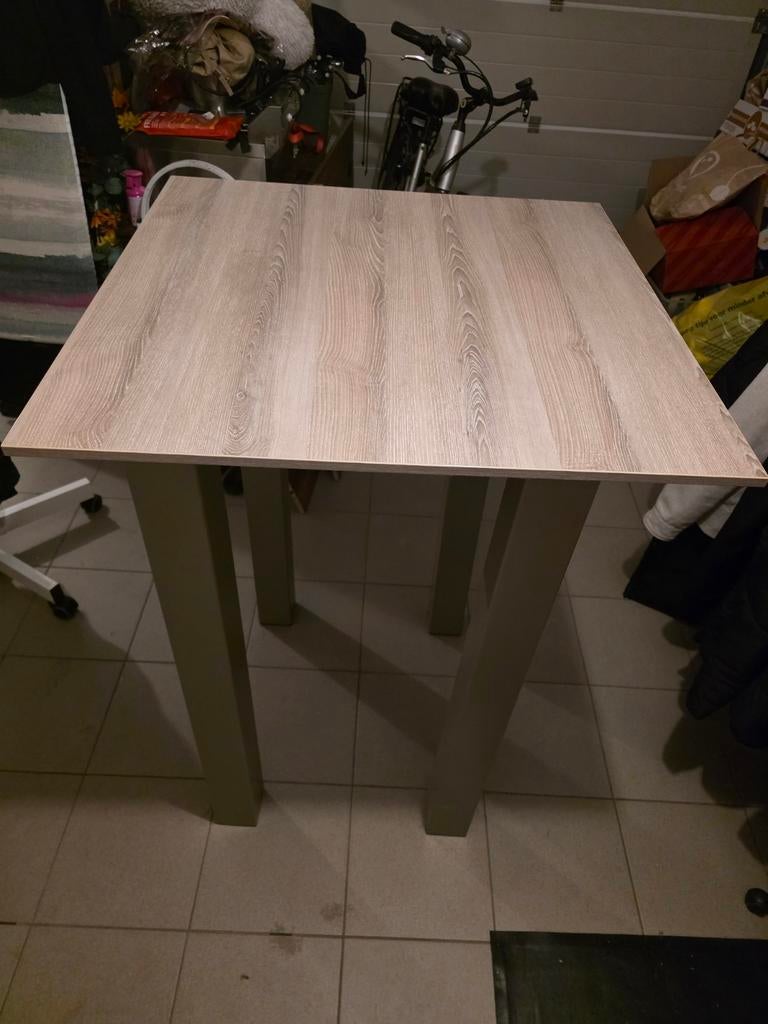 Hoge tafel, Ophalen