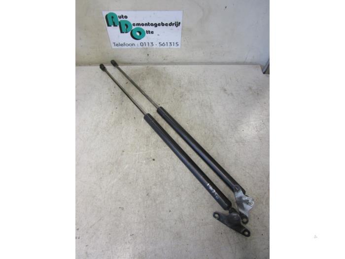 Kit amortisseur gaz hayon d'un Mercedes Vito (Vito 96-), 3 mois de garantie, Utilisé, -, -