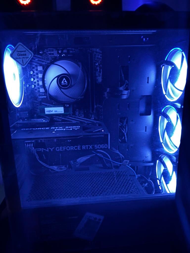 Nieuwe gaming pc, Games en Spelcomputers, Games | Pc, Ophalen, Nieuw