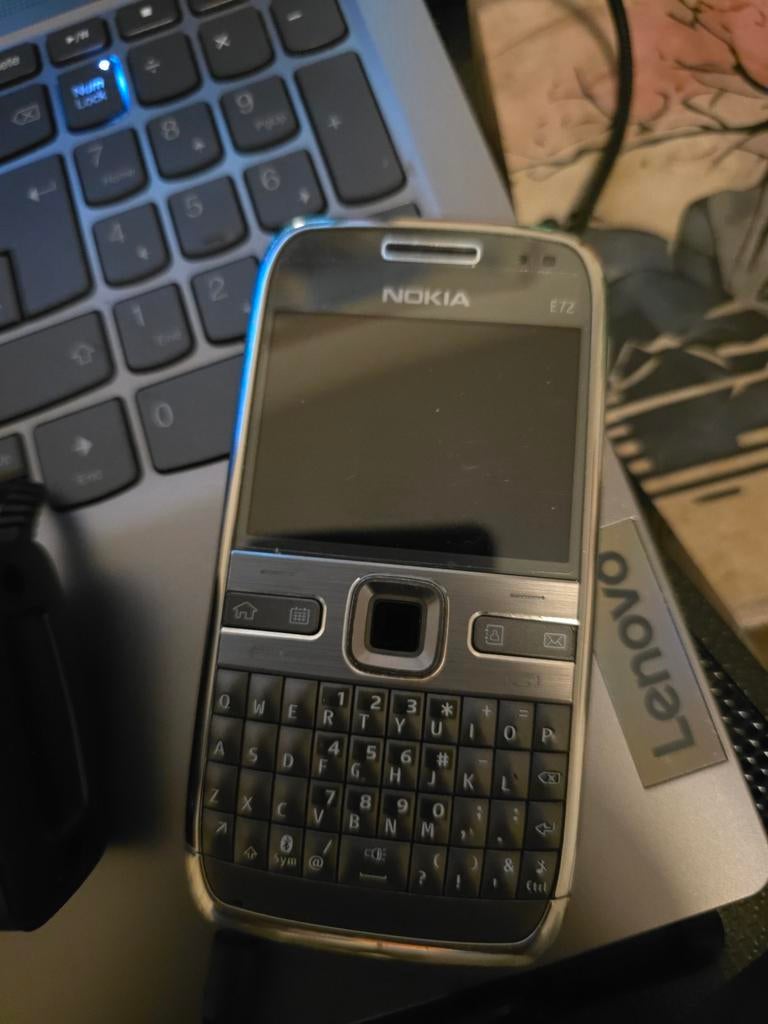 Nokia E72, Telecommunicatie, Mobiele telefoons | Nokia, Ophalen
