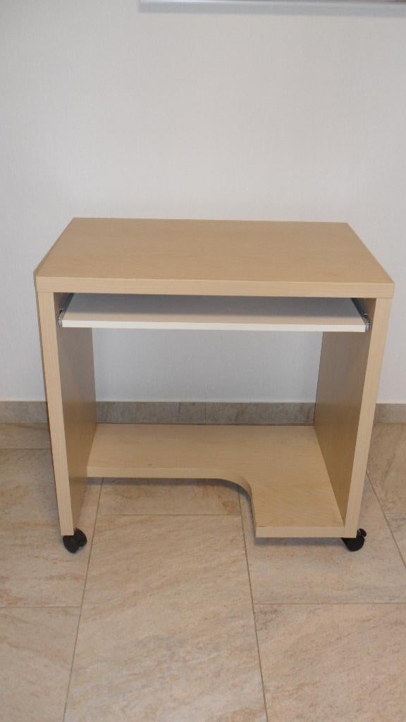 MEUBLE PC SUR ROULETTES, Enlèvement, Utilisé