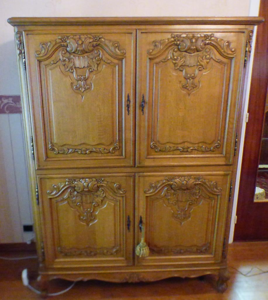 Eeer mooie trapeziumvormige eiken kast, Ophalen, 100 tot 150 cm, Eikenhout, Zo goed als nieuw