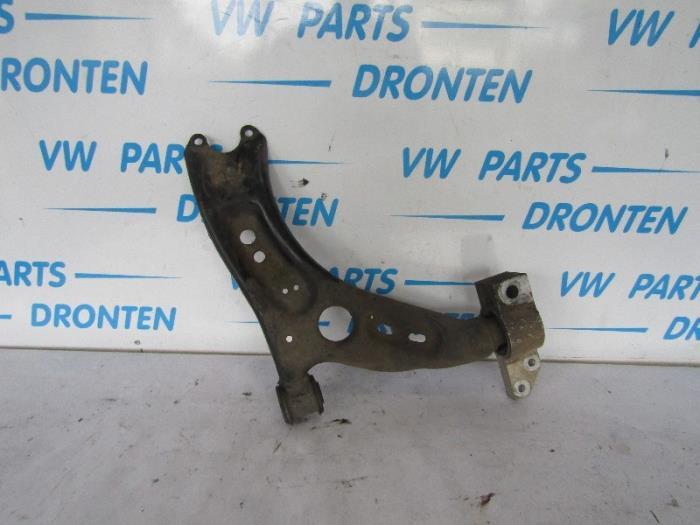 Draagarm links-voor van een Volkswagen Golf, Gebruikt, -, Volkswagen, -
