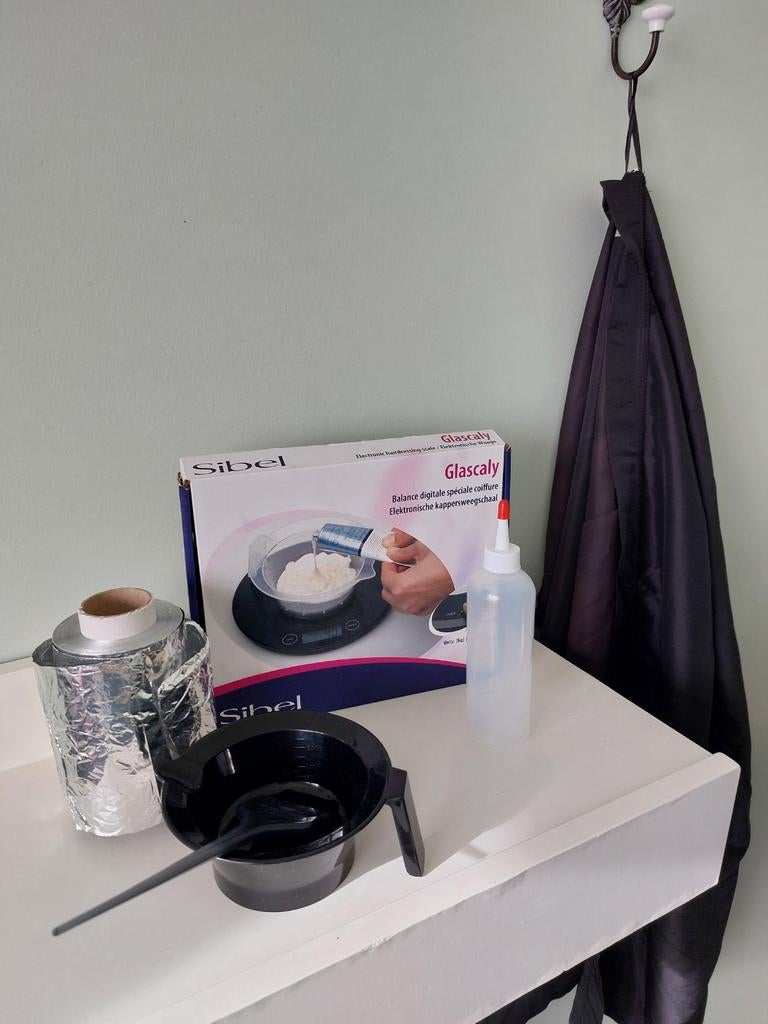 Setje haarkleuring, Ophalen