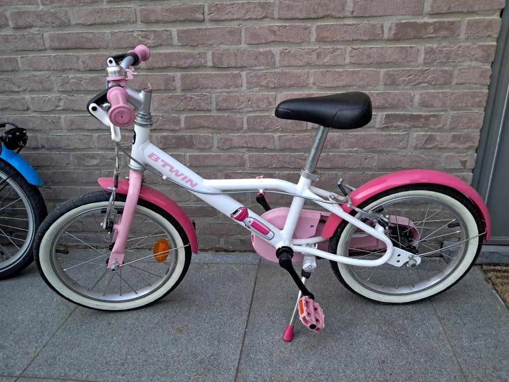 Roze fiets 16 inch, Fietsen en Brommers, Fietsen | Kinderfietsjes, Ophalen, Zo goed als nieuw, 16 tot 20 inch, Btwin