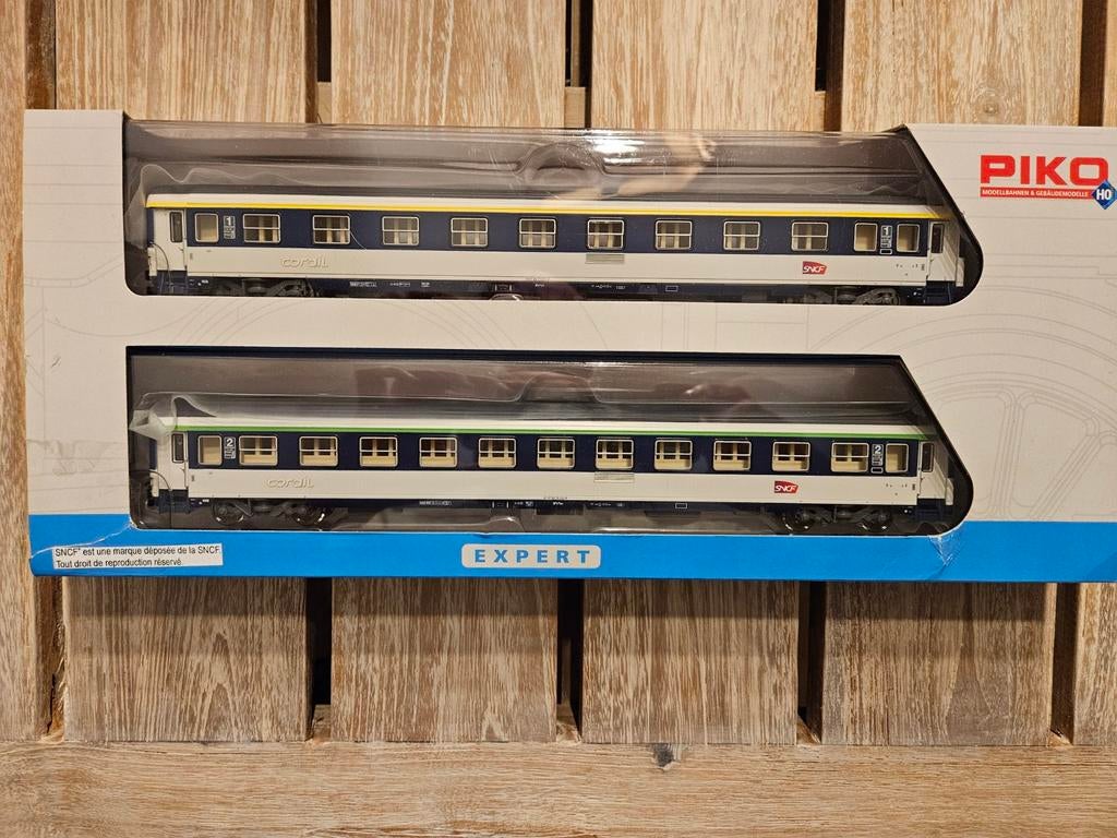 Piko 58653 set de 2 voitures Corail couchette SNCF, Hobby & Loisirs créatifs, Trains miniatures | HO, Analogique, Enlèvement ou Envoi