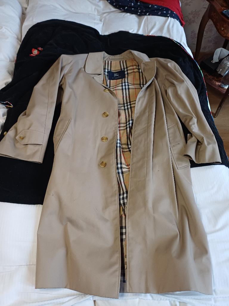 Burberry waterdichte trenchcoat nieuw maat 48 - 50, Ophalen, Autre, Bruin, Maat 46/48 (XL) of groter
