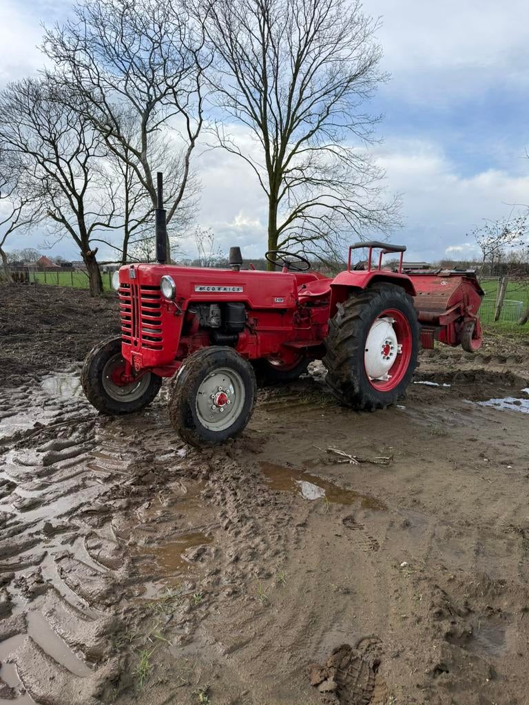 Mc cormick d436, Zakelijke goederen, Ophalen