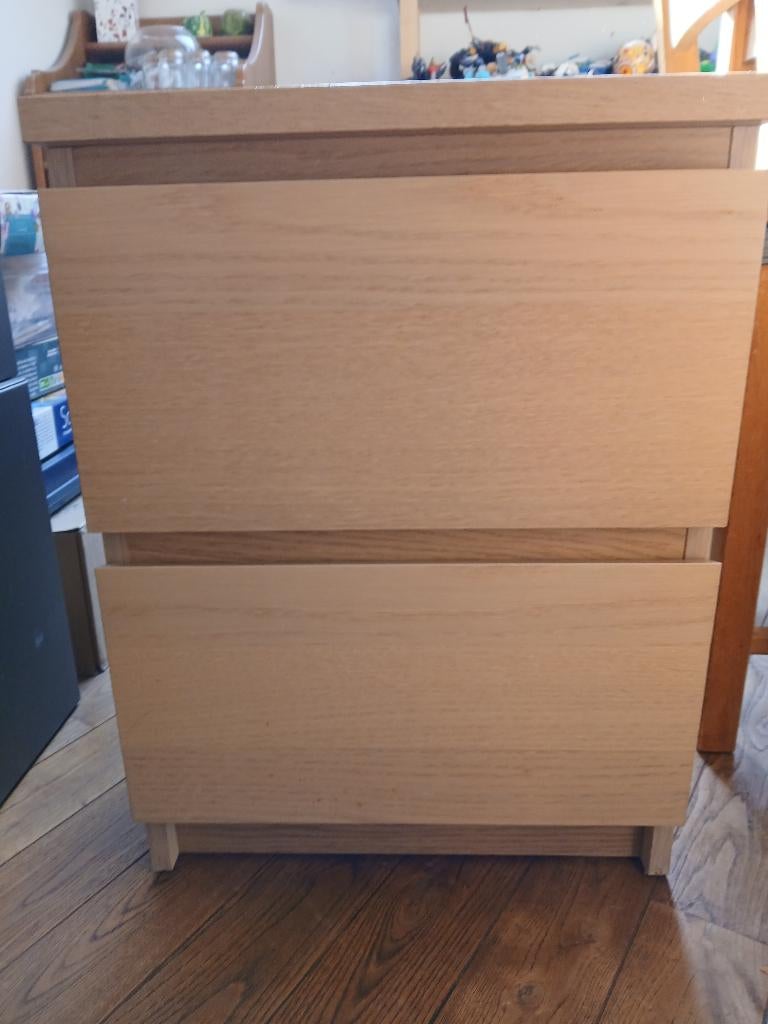 TABLE DE NUIT, Comme neuf, Moins de 45 cm, Enlèvement, 55 à 70 cm