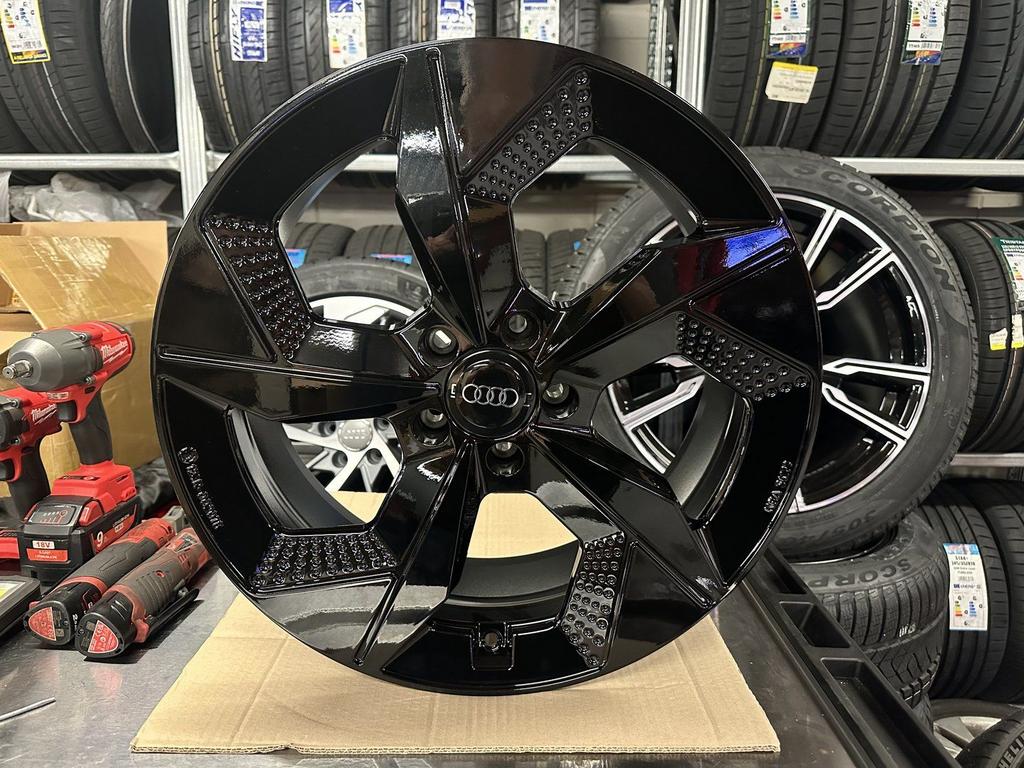 NIEUW 19inch Audi VW Seat Skoda BMW Rotor Style Velgen 5x112, 19 inch, -, -, Banden en Velgen