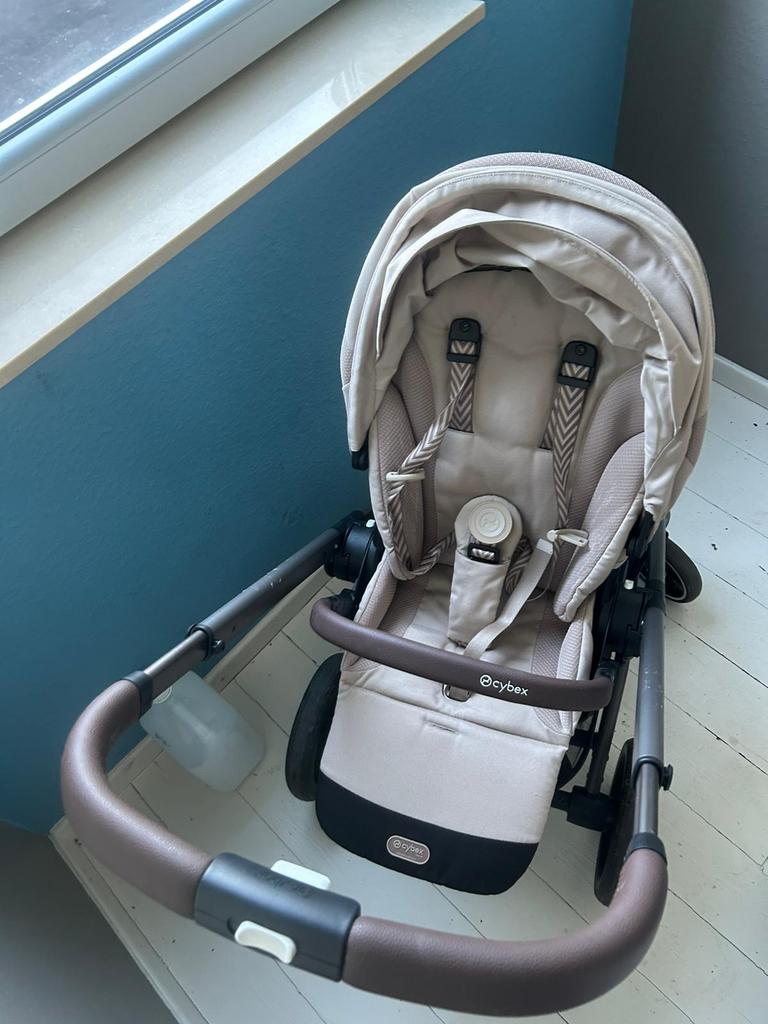 Pousette cybex balios s, Kinderen en Baby's, Kinderwagens en Combinaties, Zo goed als nieuw, Kinderwagen, Overige merken, Verstelbare duwstang