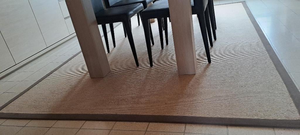 1 tapijt, Huis en Inrichting, Stoffering | Tapijten en Vloerkleden, Ophalen, Gebruikt, Beige, Rechthoekig