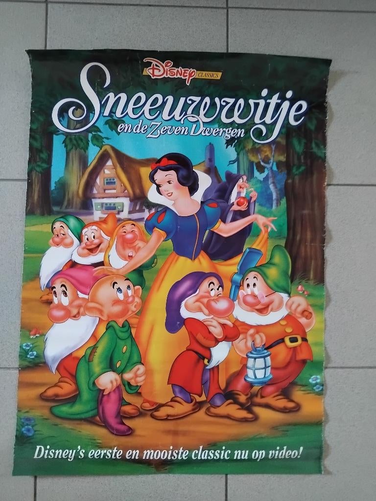 Leuke posters: Sneeuwwitje (Disney) & Schattige honden, Verzamelen, Ophalen, Gebruikt
