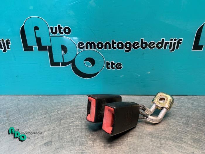 Veiligheidsgordel Insteek links-achter van een Volkswagen Go, Gebruikt, -, Volkswagen, -