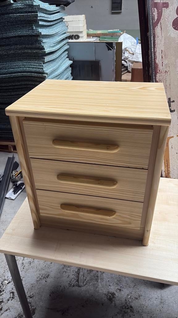 Houten kastje, Ophalen, Zo goed als nieuw