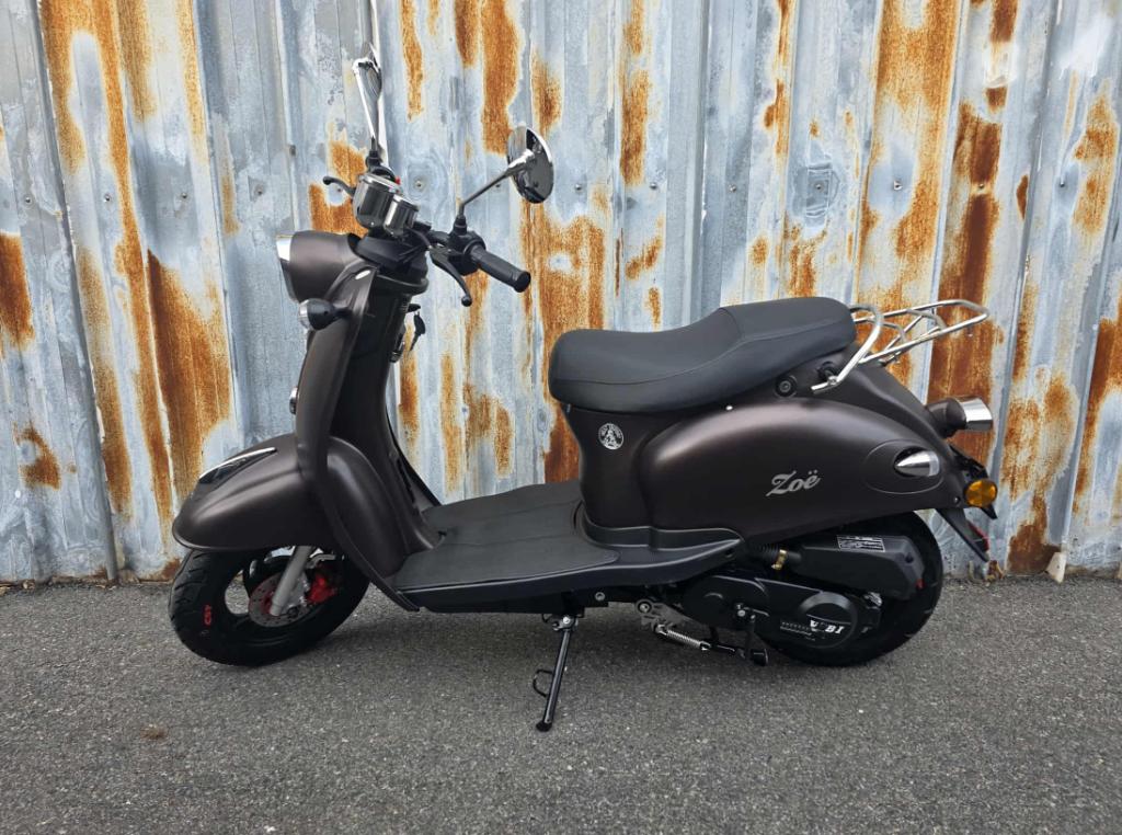 Gloednieuwe Zoë Scooter | Klasse A of B - Superdeal!, Ophalen of Verzenden