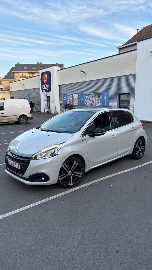 Peugeot 208 2018, Cuir, Achat, Boîte manuelle, Particulier