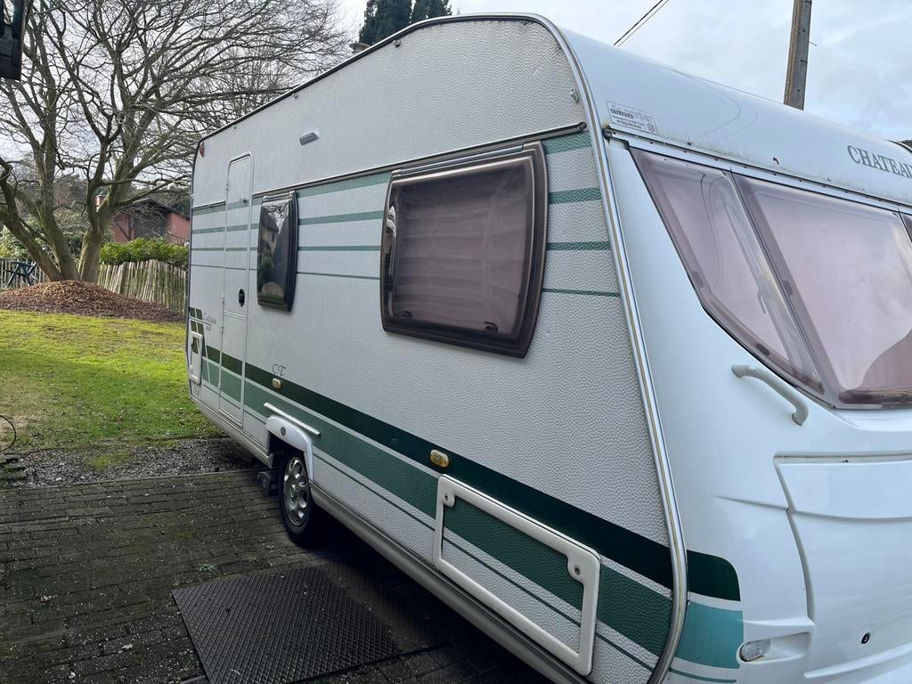 Caravan CHATEAU CALISTA 450, Caravans en Kamperen, Chateau, Frans bed, Particulier, 4 tot 5 meter